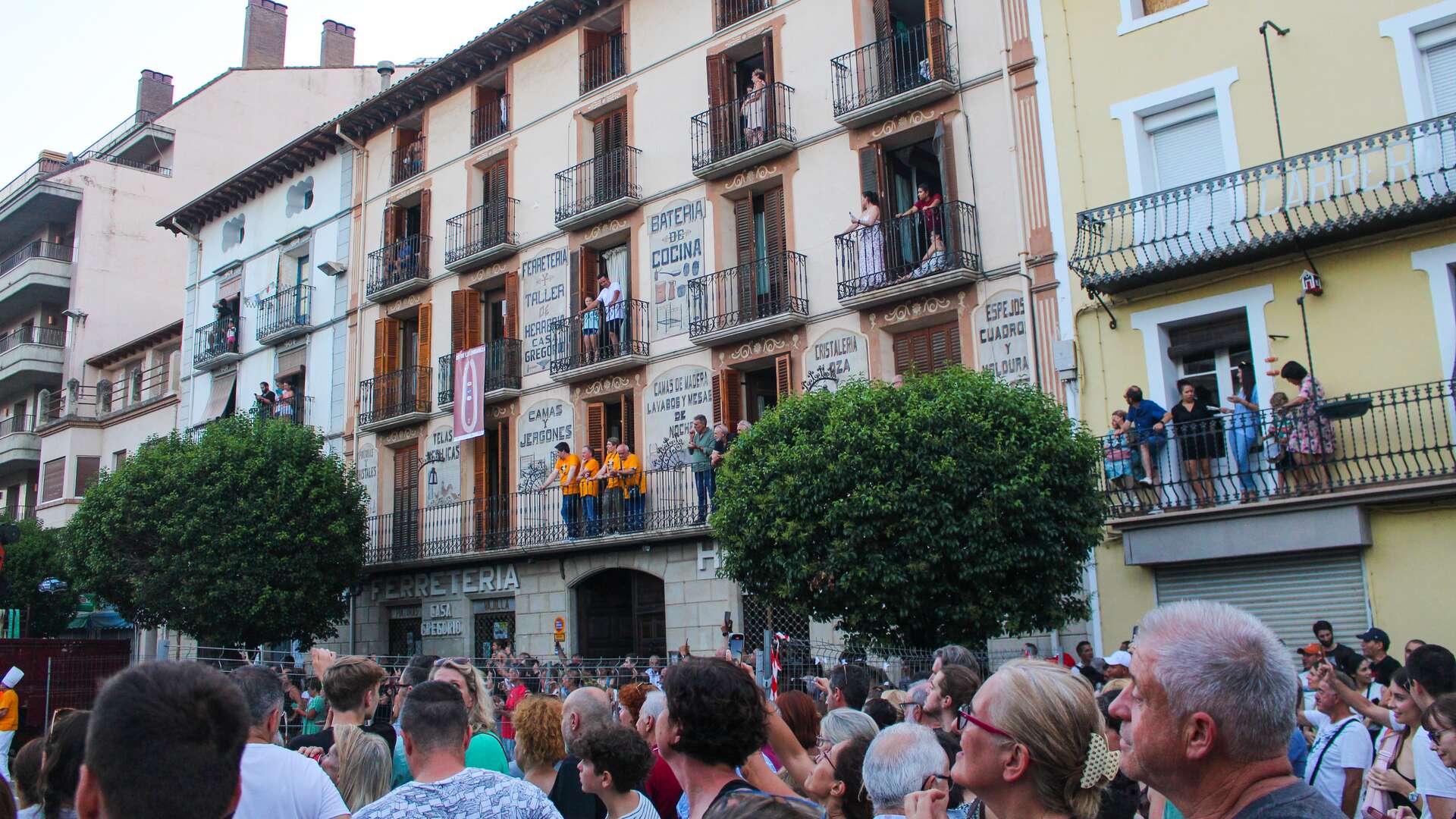Día_de_la_Longaniza_2023_–_Fiesta_típica_de_Graus,_Aragón,_España_(8)