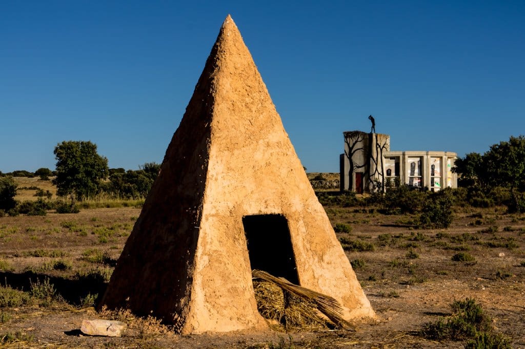 Cementerios más curiosos de España Cementerio Arte Morille