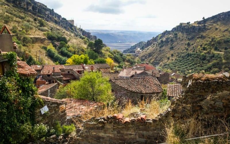 Patones pueblos medievales más bonitos de España