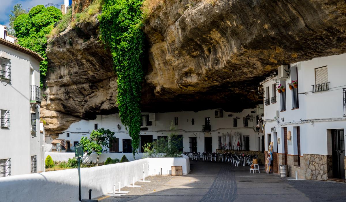 Setenil de las Bodegas